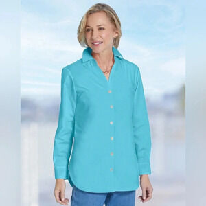 Foxcroft blue non iron side button tunic long sleeve Size 14P